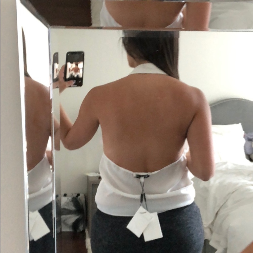 White collar blouse with ruffle - Picture 3 of 6